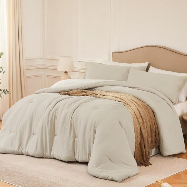 71nCX15q1qL._AC_SL1500_.jpg Queen Comforter Sets Oatmeal,3PCS Soft Lightweight Breathable Bedding Comforter Sets for All Season, Queen Size(90''×90'' Comforter & 2 Pillowcases)