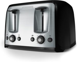 81QdNvk700L._AC_SL1500_.jpg BLACK+DECKER 4-Slice Toaster, Extra Wide Slots, 7 Shade Settings, 1400 Watts, Frozen and Bagel Buttons, Toast Shade Selector, Extra Lift