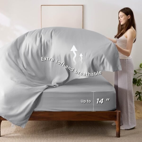 81bzFTZ-hL._AC_SL1500_.jpg Bedsure California King Comforter Set - 7 Pieces Reversible Grey Bedding, California King Size Bed Set for All Seasons, Bed in a Bag with Down Alternative Comforter, Sheets, Pillowcases & Shams