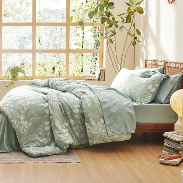 91huSX7ViAL._AC_SL1500_.jpg Bedsure Queen Comforter Set - 7 Pieces Floral Sage Green Soft Bedding Sets, Queen Bed in a Bag with Botanical Flowers Comforter, Sheets, Pillowcases & Shams